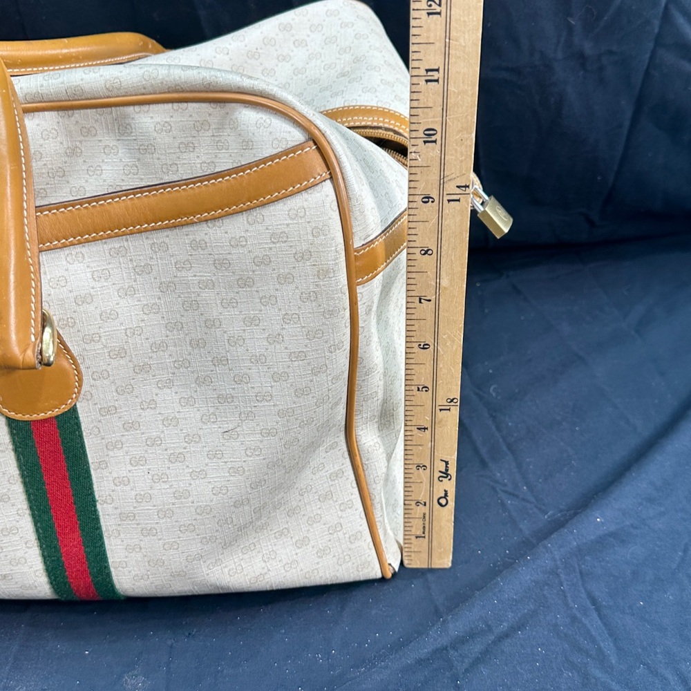 Vtg Gucci Travel Duffel GG Monogram Signature Red & Green Web Stripes Bag - Picture 11 of 17